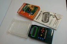 Mattel FOOTBALL 2 Vintage Electronic Handheld Tabletop  Video game + BOX R6 Nice