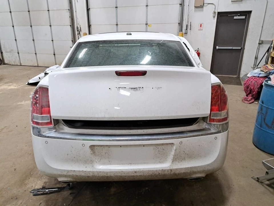 Eje lateral pasajero Rh/Cv eje C/V 2011 300 Sku#4114056 Foto 3 de 4