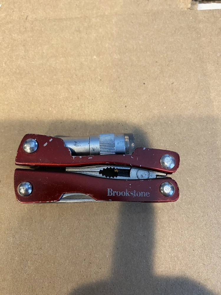 Multi Tool Knife Pliers Pocket Folding Multitools with Screwdriver  Flashlight*