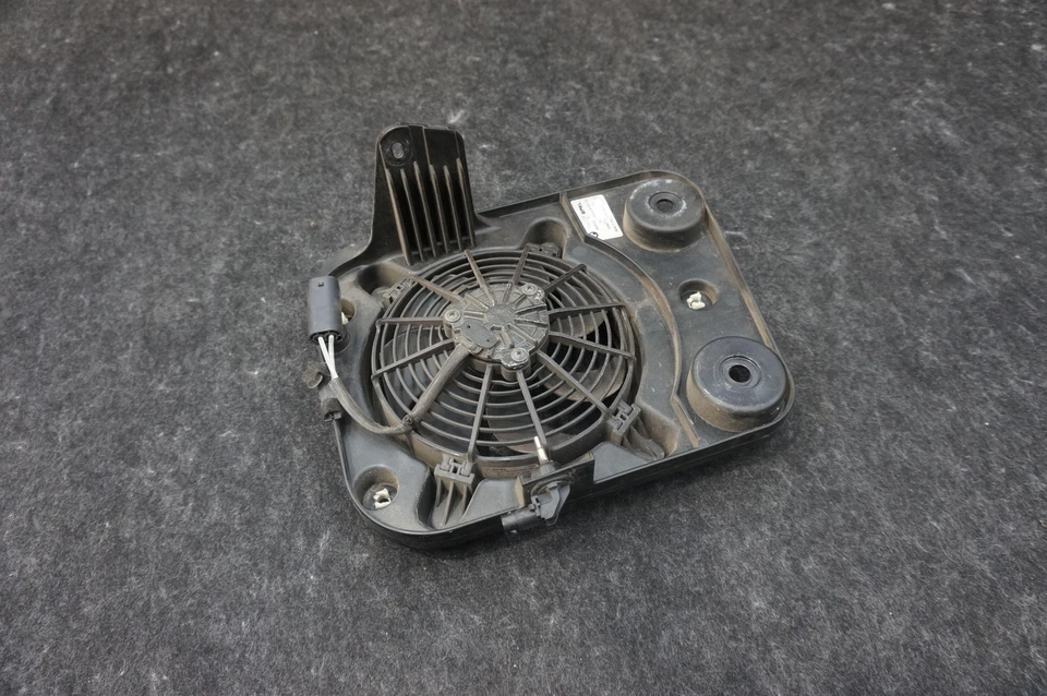 Ventilador auxiliar eléctrico trasero izquierdo OEM 17428608033 BMW I3 94 REX 2014-21 Foto 4 de 4