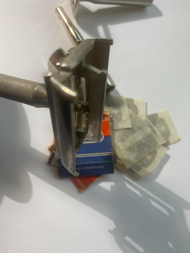 Vintage 1940s? 50s? Gillette Super Speed Safety Razor No Date Code + Emir Square - Picture 9 of 14