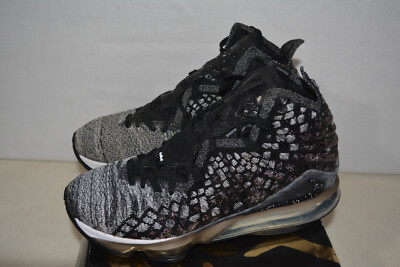 ''NEW IN THE BOX'' MEN'S NIKE LEBRON 17 XVII SIZE 8 BLACK/BLACK-WHITE BQ3177-022