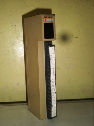 Omron C500-OD211 C500OD211 3G2A5-OD211 Output Unit