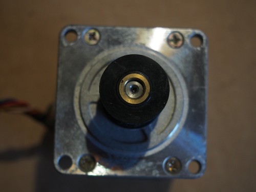 Moteur SANYO DENKI 103H7126 0415 - Picture 3 of 3