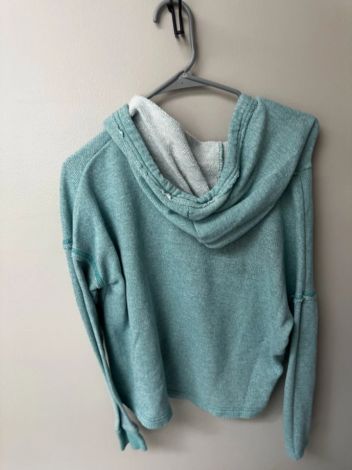 Sudadera con capucha corta verde Seafoam - talla L Foto 2 de 2