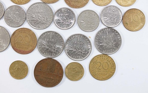 ‘THE HOARD’ LARGE LOT OF 29 FRENCH COINS 5 cent to 10 francs 1904 - 1990 - Picture 12 of 21