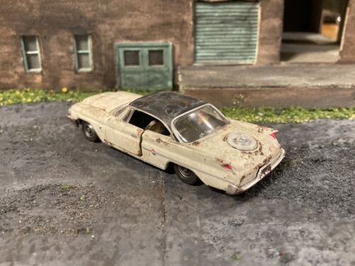 1960 Chrysler 300 F Rusty Weathered Custom 1/64 Diecast Barn Find Rusted Car M2 - Picture 5 of 14