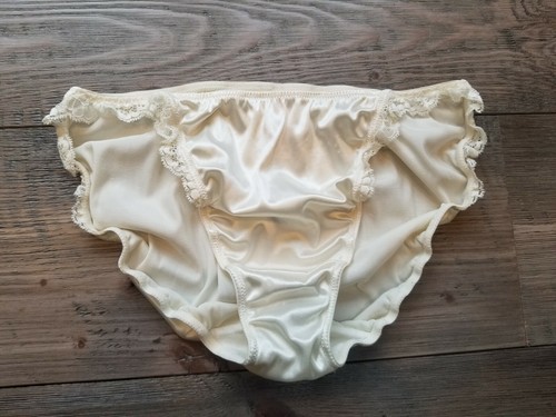 Vintage Victoria's Secret Satin string bikini pant