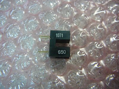 OMRON EE-SX1071 Opto Sensor Slot Type 3.4mm PCB **NEW** Qty.1