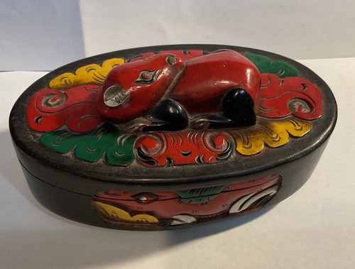 Antique Made In China Or Japan Small Hand Carved Wood Trinket Box Painted Cow? - Picture 3 of 11