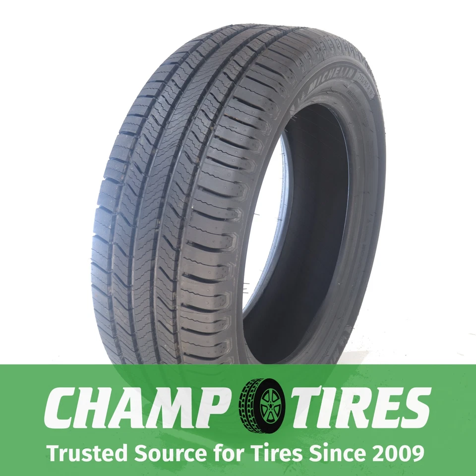 P235/50R18 Michelin Defender 2 despegue 101 V usado 10/32nds Foto 2 de 4