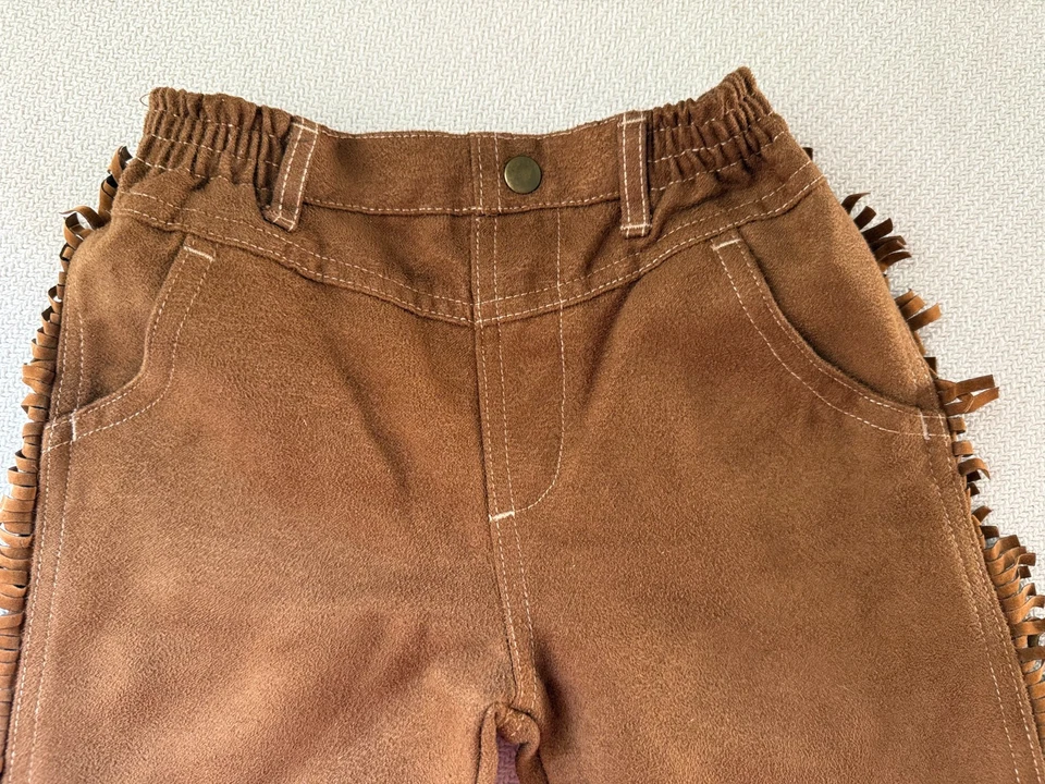 Pantalones de vaquero de gamuza suave Le Top para niños pequeños flecos 2T Halloween vestir occidental Foto 4 de 4