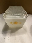 Vintage Pyrex Town & Country Refrigerator Dish 0502  1 1/2 pint With Lid