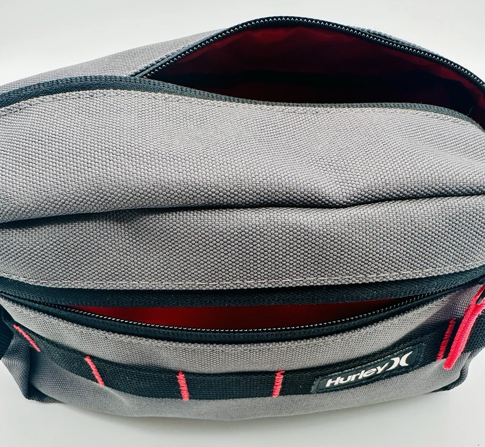 HURLEY Gris Rojo Cremallera con Bolsillos Asa Hombre’s Toiletry Afeitado Diddy Bag Foto 3 de 4