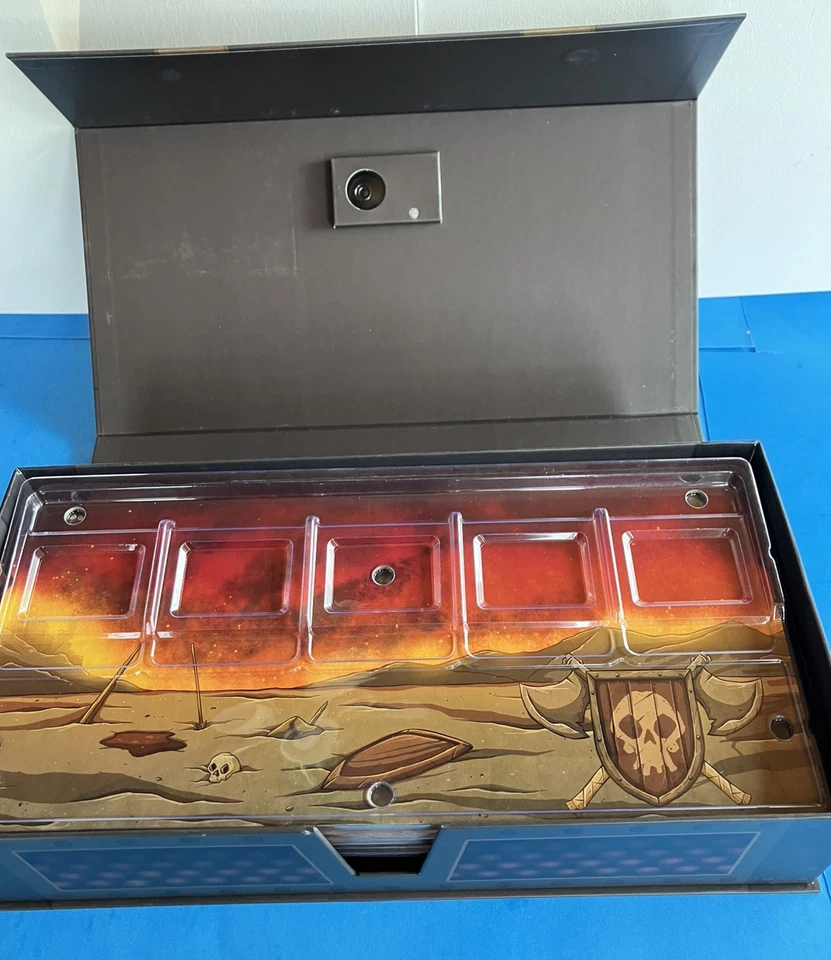 Atlas Games Cardgame GLOOM of THRONES (Deluxe Ed) Box VG+ - Image 3 of 4