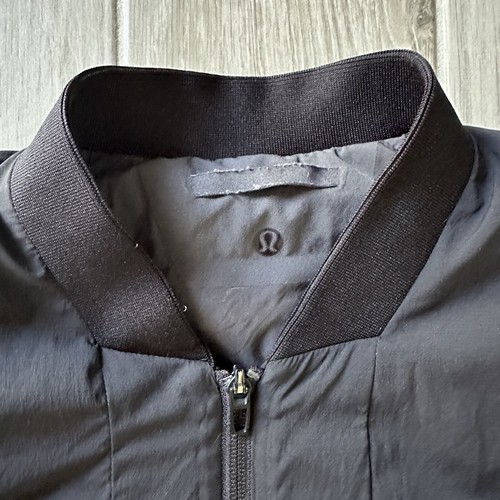 Lululemon Jacket Mens Medium Black Goose Down 700 Fill Bomber Primaloft Puffer - Picture 2 of 12
