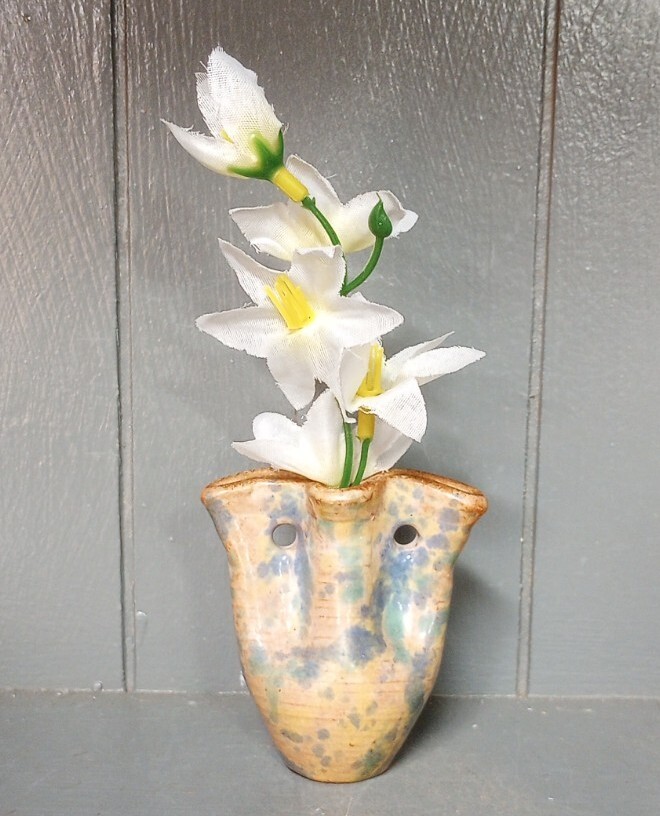 Vintage Cole Pottery Mini Wall Pocket Small Bud Vase Cox Mill Rd