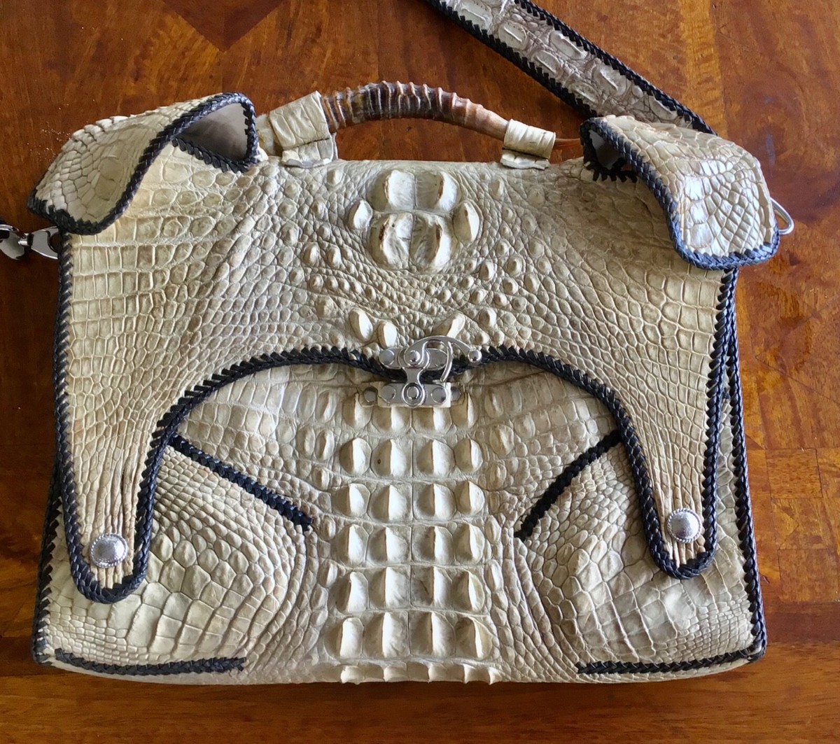 MAGNIFICENT CROCODILE leather SKIN SHOULDER BAG CITES briefcase