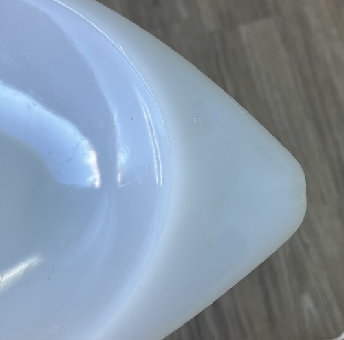 Vintage GLASBAKE White Glass Fish Shaped Baking Dish Plate Platter 18” Long - Picture 4 of 6