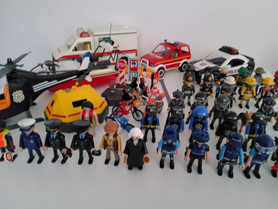 40 personnages PLAYMOBIL Police USA et autres + 5 véhicules, jamais servis Foto 2 de 4