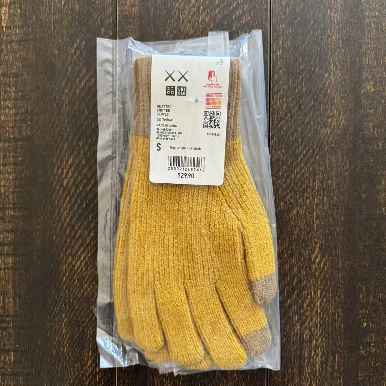 Kaws Winter x Uniqlo Heattech Knitted Gloves Yellow Size S