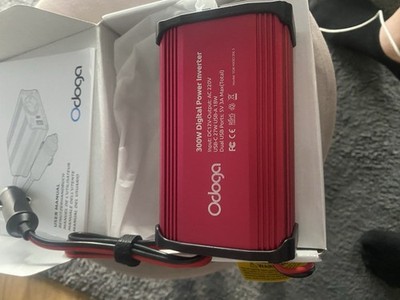 Odoga 300W Digital Power Inverter Auto Wechselrichter 12V auf 220V - NEU & OVP