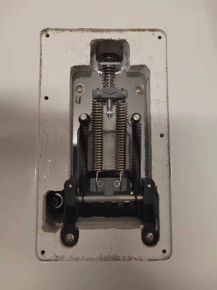 Piezas Originales Ib EDGE ZERO II Trémolo Versión ZPS3 en Negro Foto 4 de 4