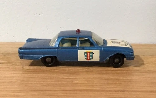 VINTAGE  LESNEY MATCHBOX NO. 55 FORD FAIRLANE POLICE CAR 1963 MADE IN ENGLAND