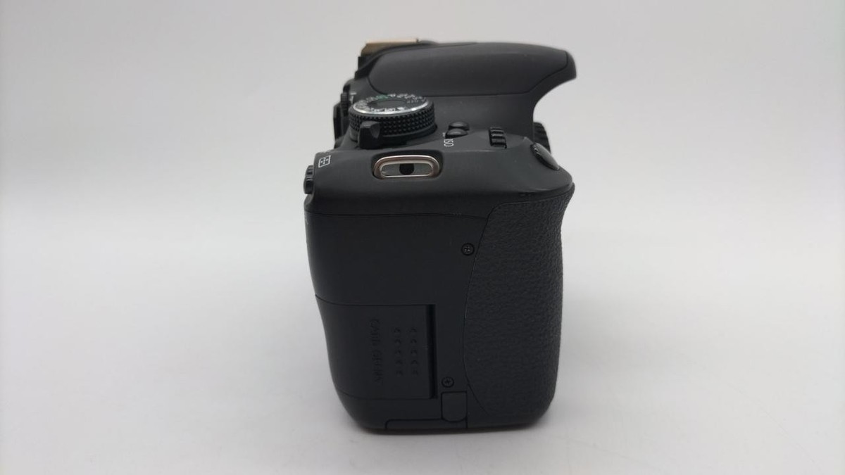 Canon EOS Kiss X5 DSLR Camera Kit with EF-S 18-55mm IS II Lens | eBay