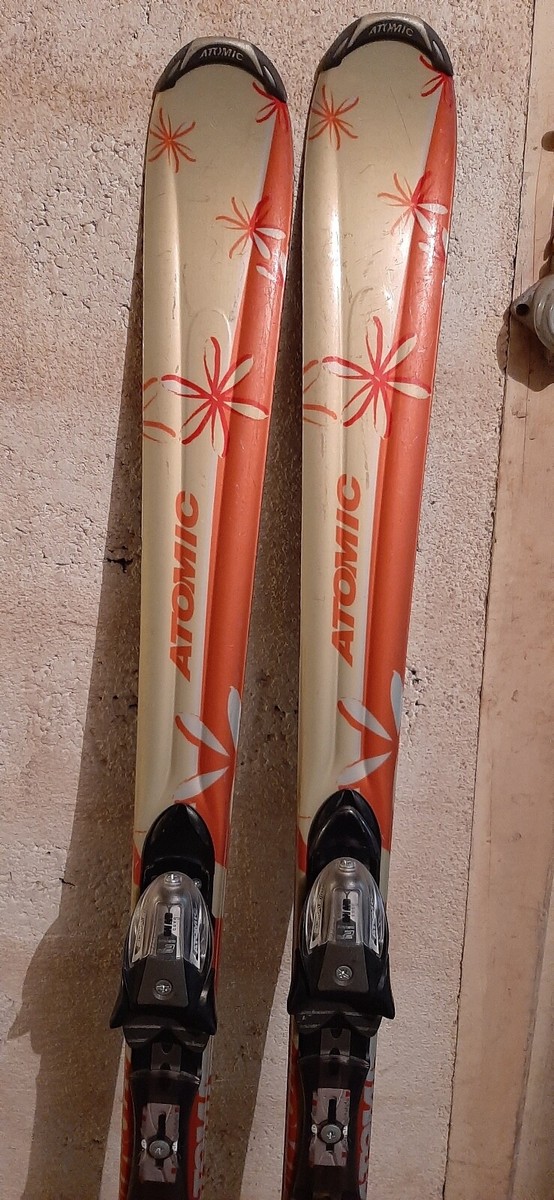 Ski Atomic Balanze 148cm Avec Fixations - Occasion Très Bon État