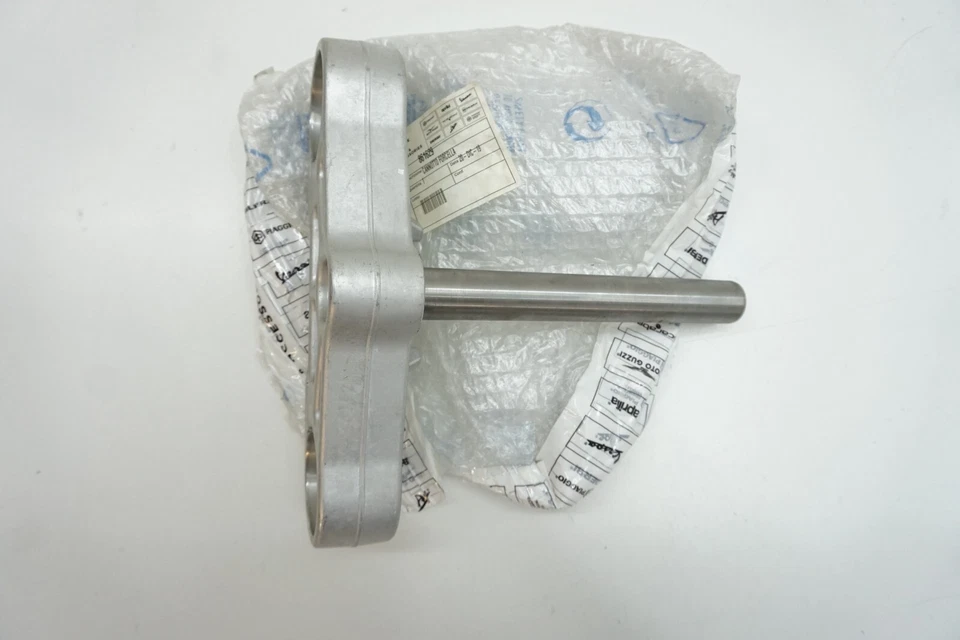 APRILIA Rs 50 Derbi GPR 125 Bajo Tenedor Yugo Puente Inferior Pinza 861629 - Imagen 4 de 4