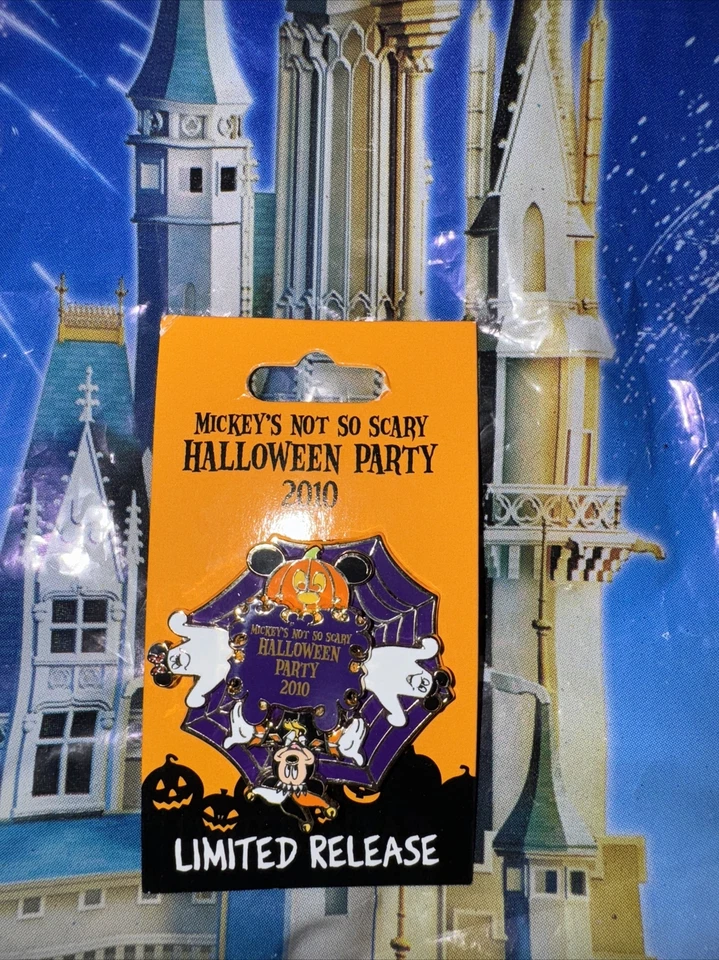 2010 Mickey’s Not So Scary 万圣节派对限量版万向轮别针 — 第 3/4 张图片