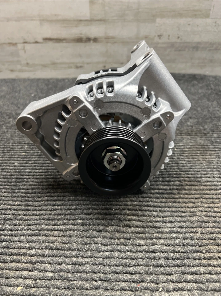 OEM GM 10335498 Alternator - Image 2 of 4