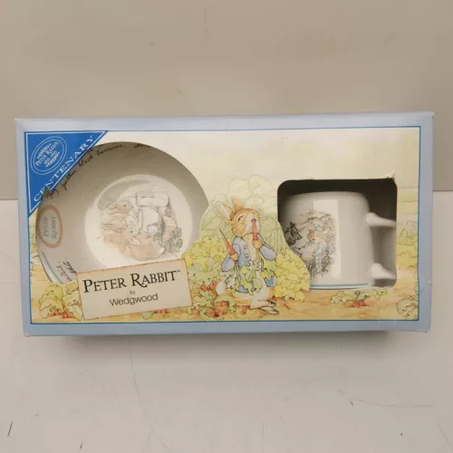 Peter Rabbit by Wedgwood 2 Piece Set Mug, Plate Open Box