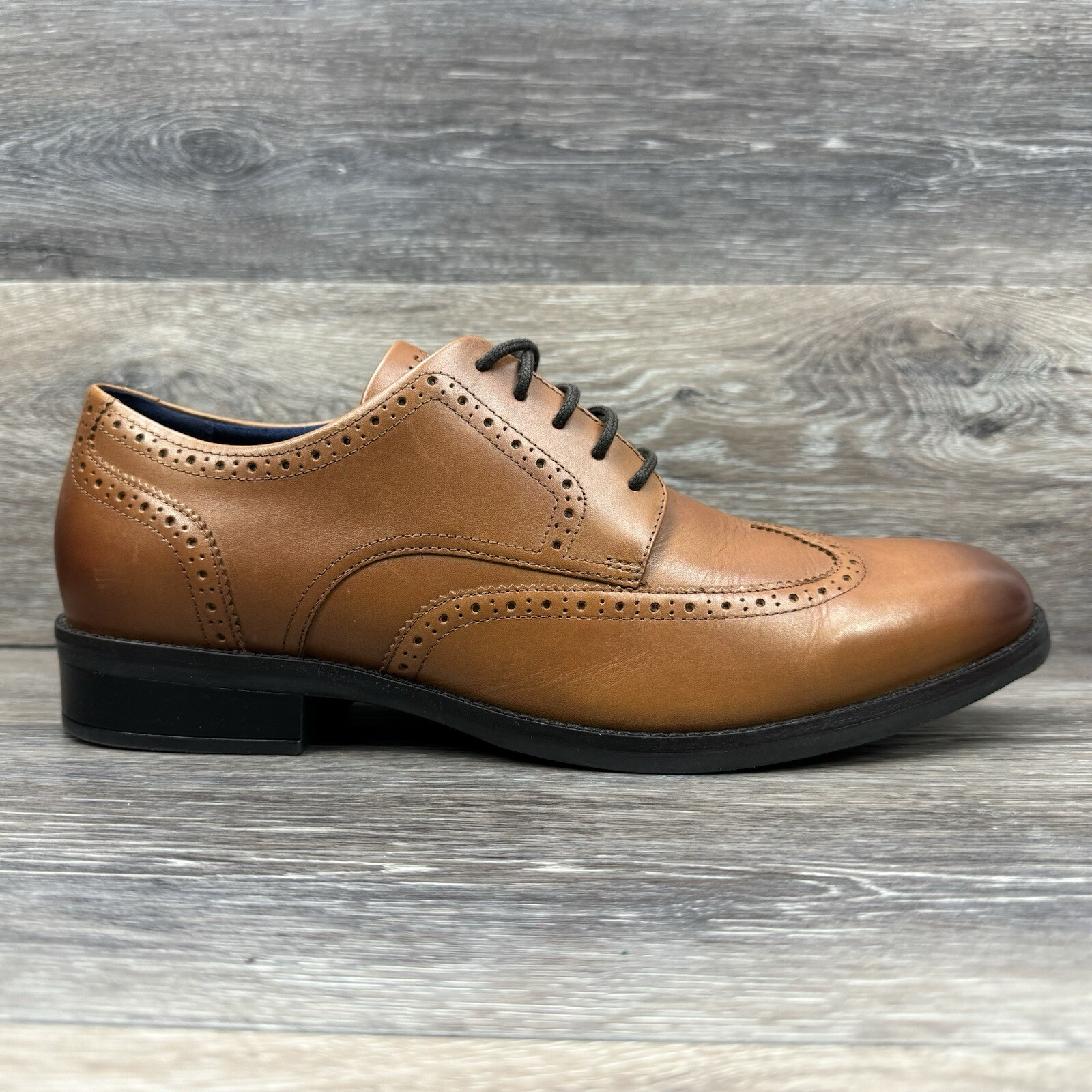 SAOLA Scarpe eleganti Oxford a coda di rondine Cole Haan da uomo taglia 11 stringate marrone chiaro C37330
