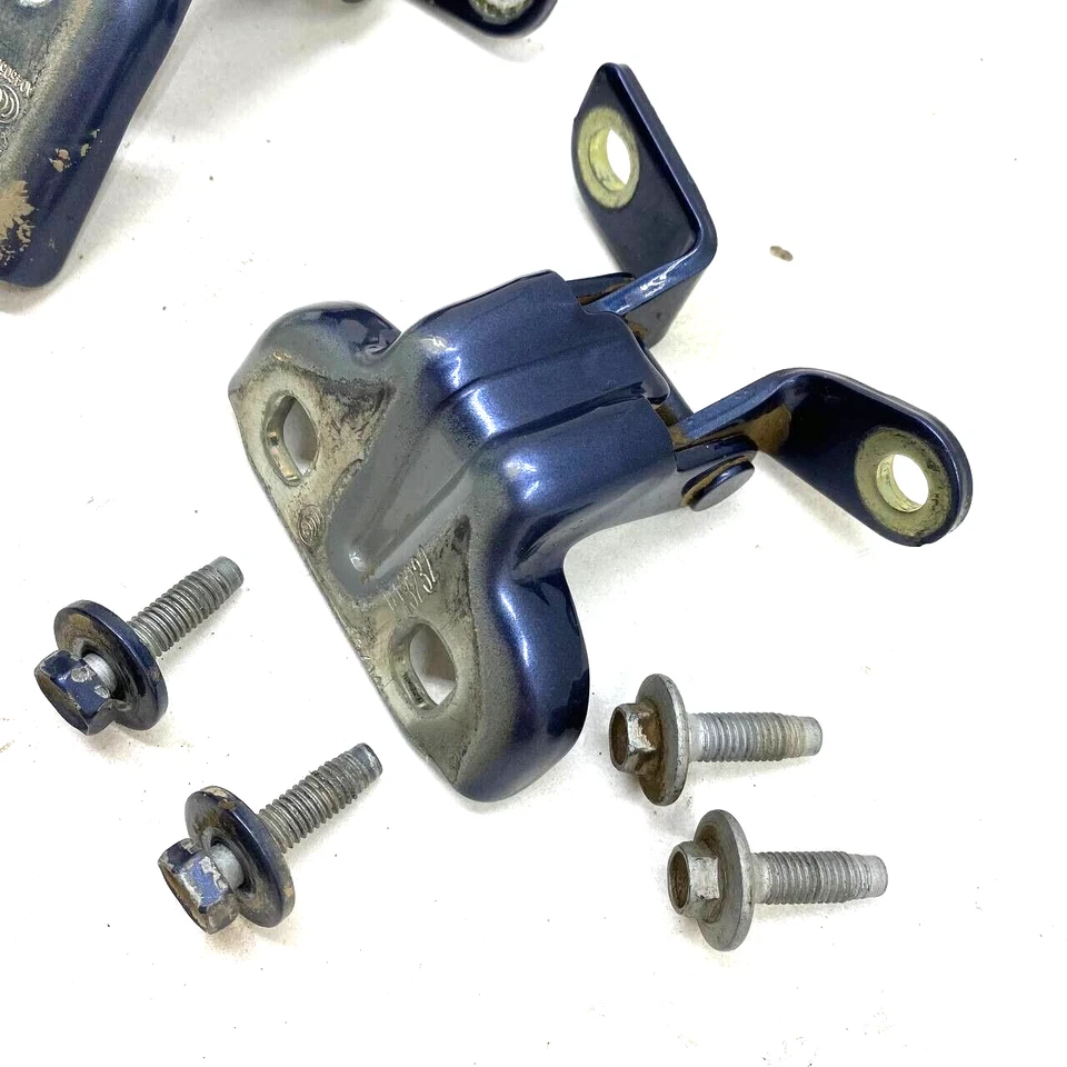 Chevrolet Malibu 2013-2015 bisagra de puerta trasera izquierda inferior y superior OEM azul Foto 2 de 4