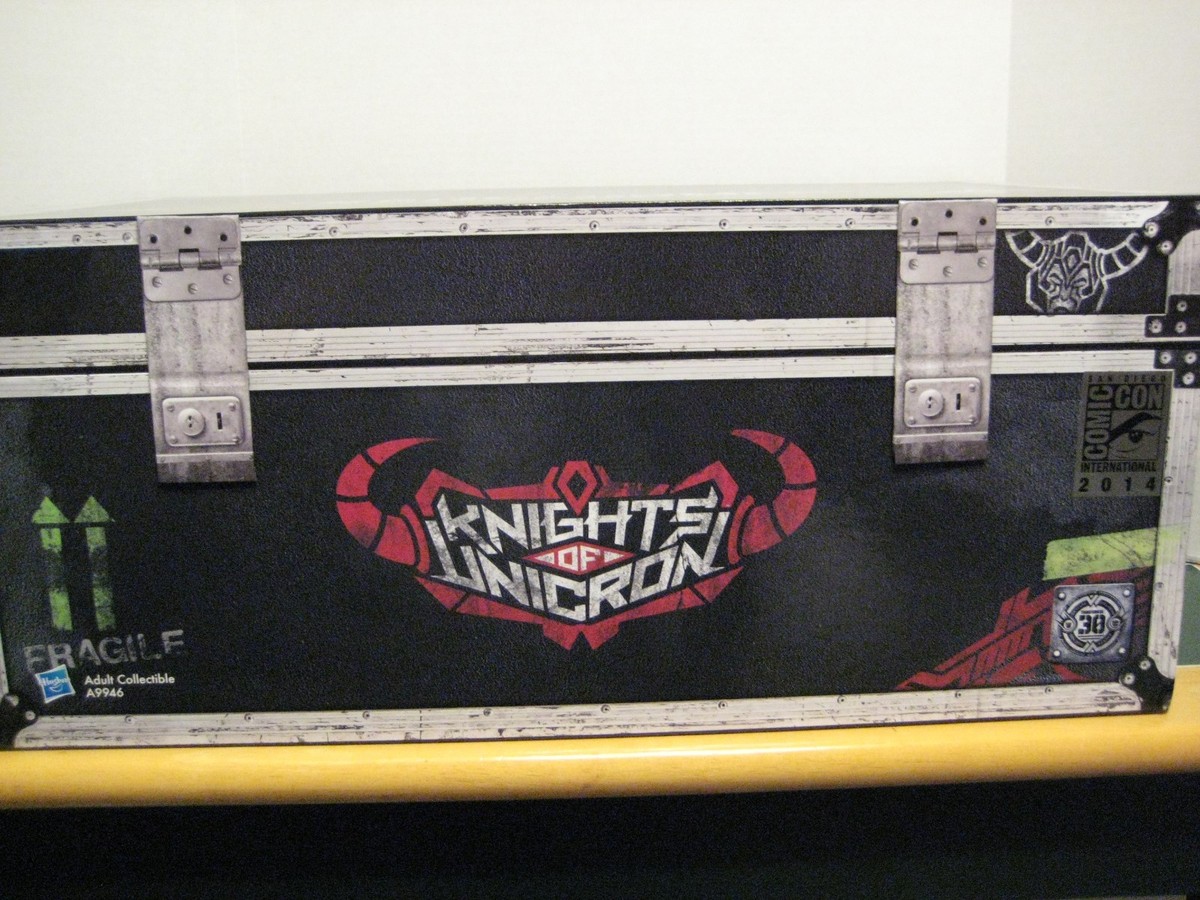 Transformers Exclusive Knights of the Unicron Set SDCC 2014 Comic