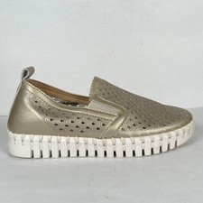 Ilse Jacobsen Tulip Shoes Youth Size 32 US 1 Pewter Leather Perforated Slip On