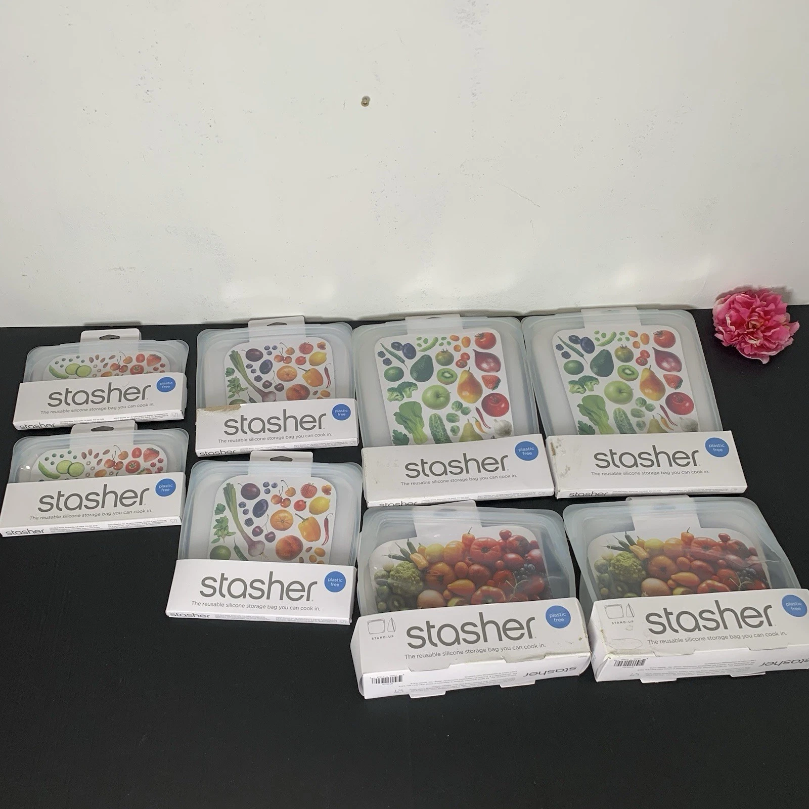 Stasher Plastic Free Silicone Food Grade Reusable Storage Bags Clear - Set of 8
Opens in a new windo