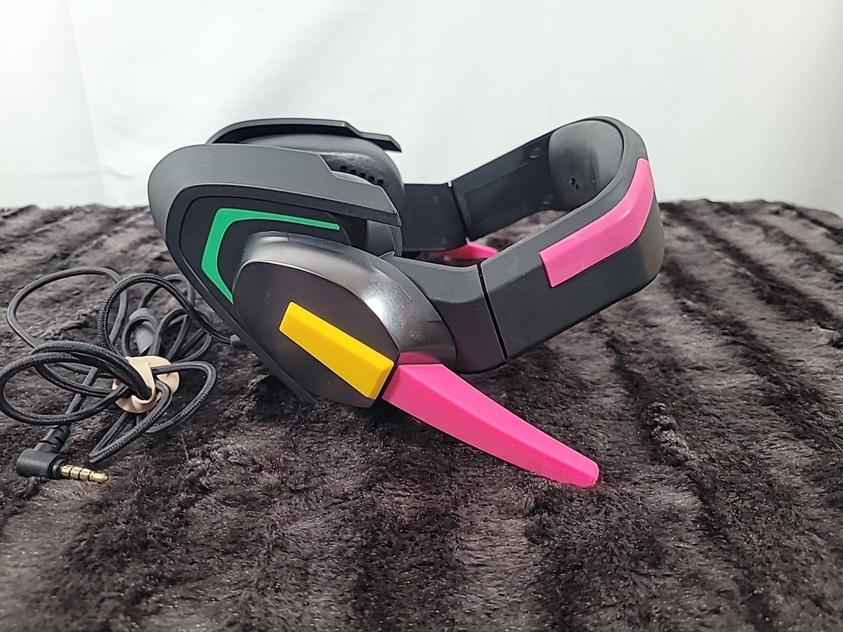 Razer MEKA D.Va Overwatch Gaming Headset – Blizzard Licensed