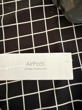 Apple AirPods MagSafe Wireless Charging Case Bluetooth White In-Ear