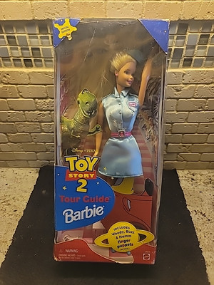 Toy Story 2 Tour Guide Barbie Doll 1999 Special Edition Disney