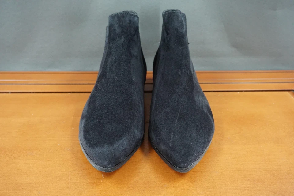 Cole Haan Hara Boots Womens Size 9 Black Suede Chelsea Ankle Pointed Toe Pull On - Image 2 of 4