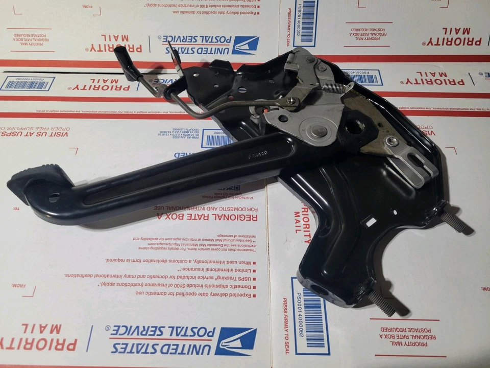 New W0007440 - Lever Asm - Parking Brake Foot Workhorse W42 - Image 2 of 2