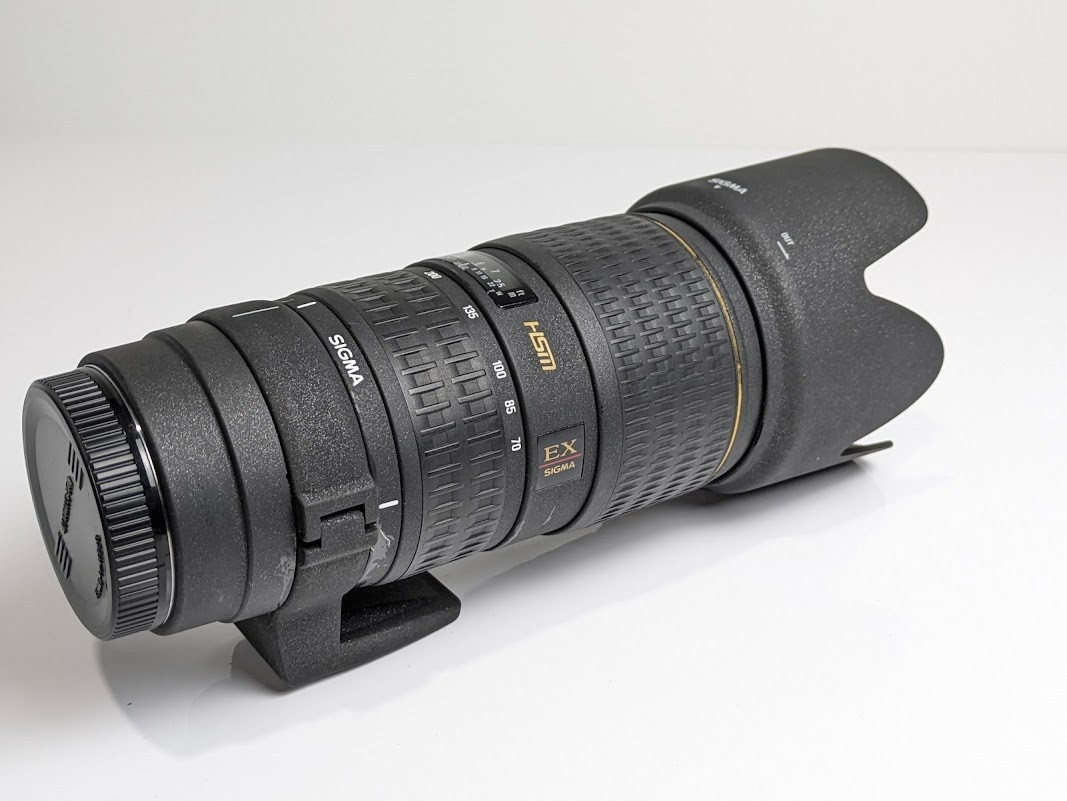 Sigma EX 70-200mm f2.8 APO HSM Lens Canon EF [Excellent w/Hood