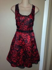 PRINCESS VERA WANG LADIES RED and BLACK DRESS SIZE 11