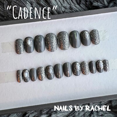 Press On Gel gefälschte Nägel, kurz oval, ''Cadence'' [graue Kameenrolle]