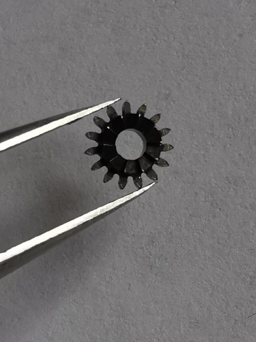 Pièce De Mouvement Universal Genève - Calibre 296 - Pignon De Remontoir - Fonctionnel