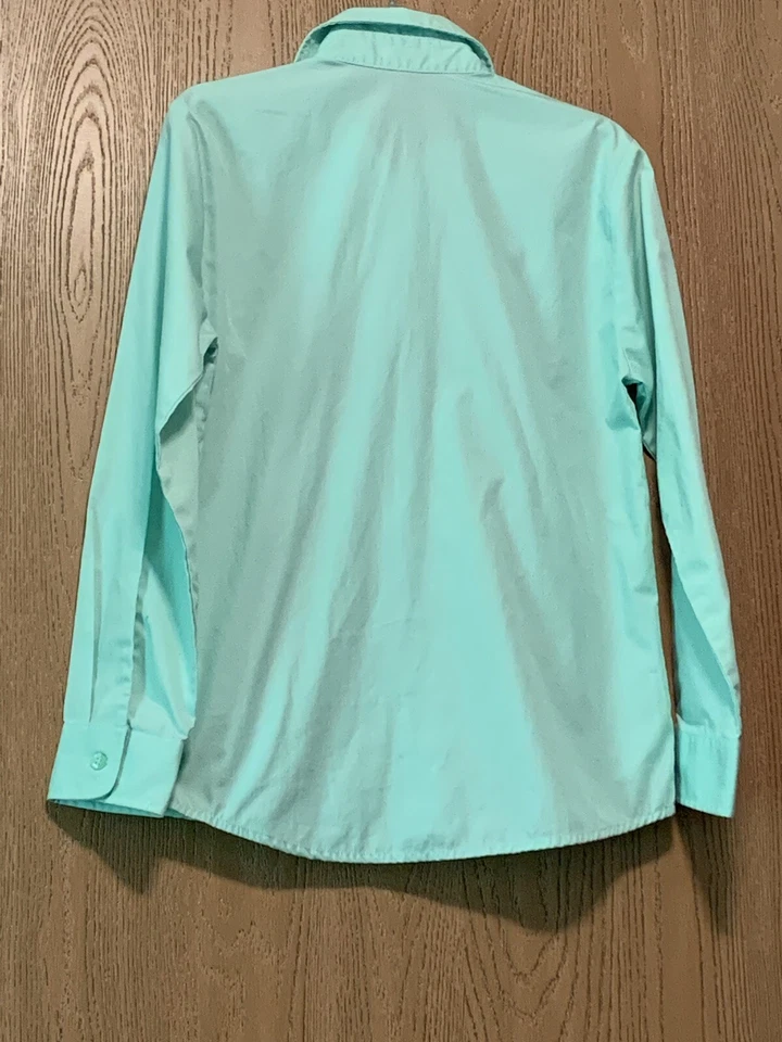 Camisa verde claro con botones manga larga niños talla 12 George * pequeña mancha** E568 Foto 3 de 4