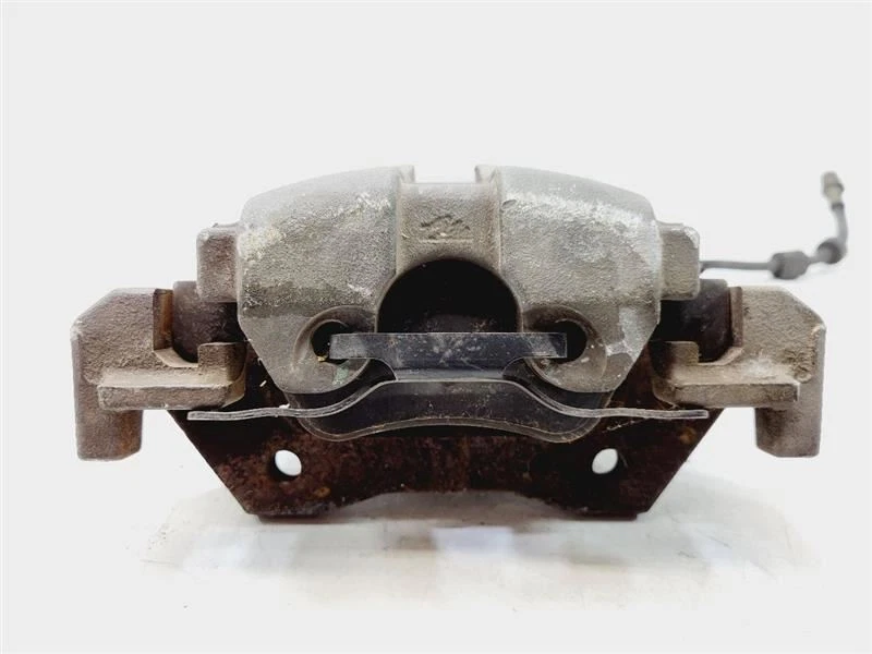 2005 年马自达 Tribute 前驱动左制动卡钳 EFY5-33-71XB — 第 2/4 张图片